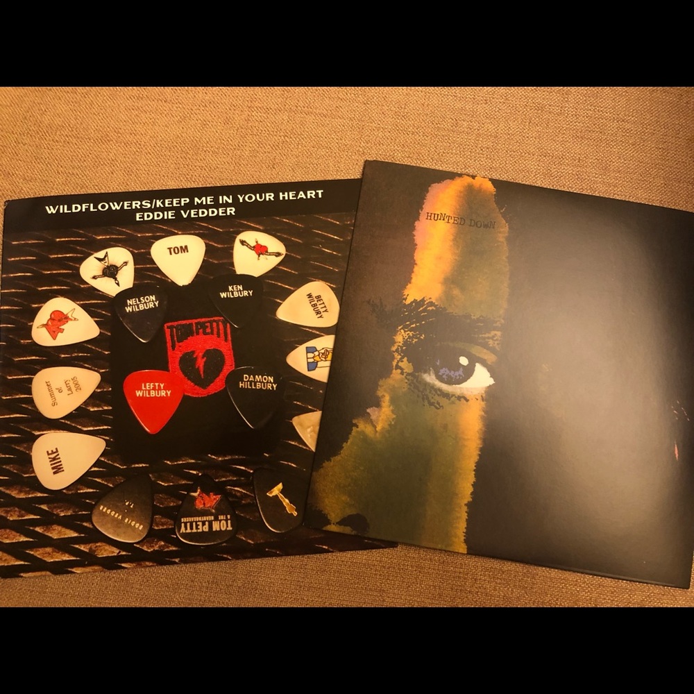 Pearl Jam Collectors Set. - Picture 7 of 11